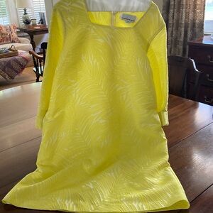 Beautiful Caroline Rose yellow shift dress